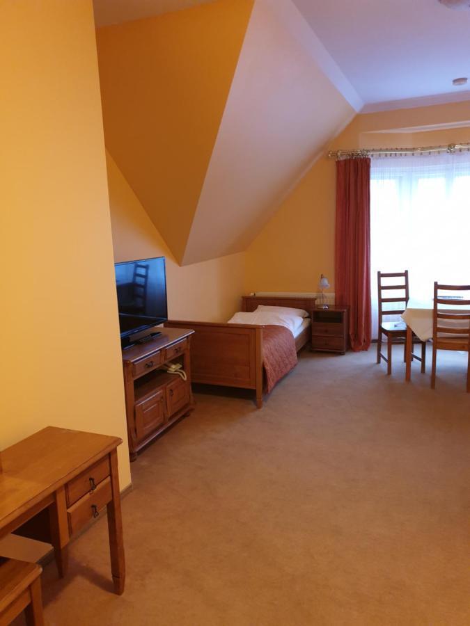 Hotel Palacyk เลกนิตซา ภายนอก รูปภาพ